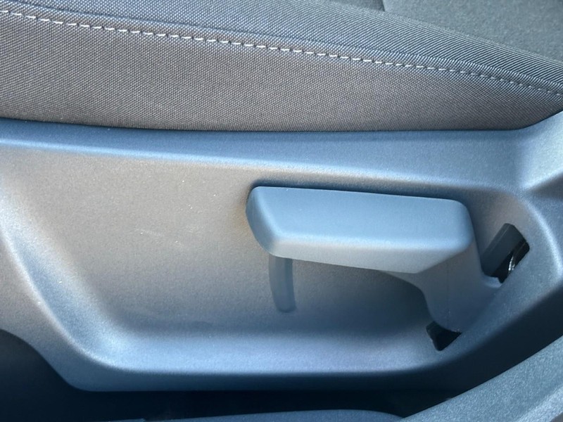 Ford Maverick Vehicle Image 27