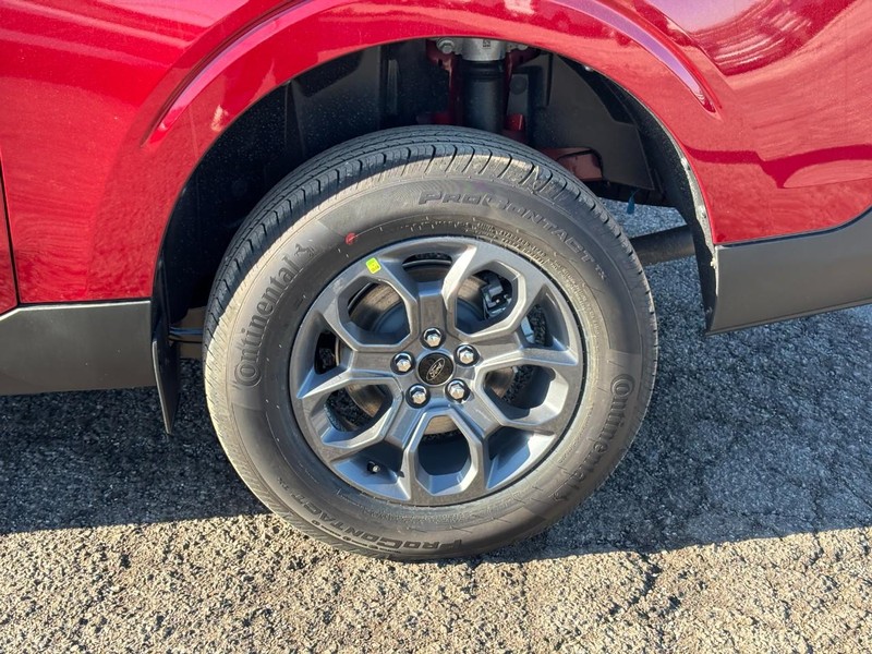 Ford Maverick Vehicle Full-screen Gallery Image 11