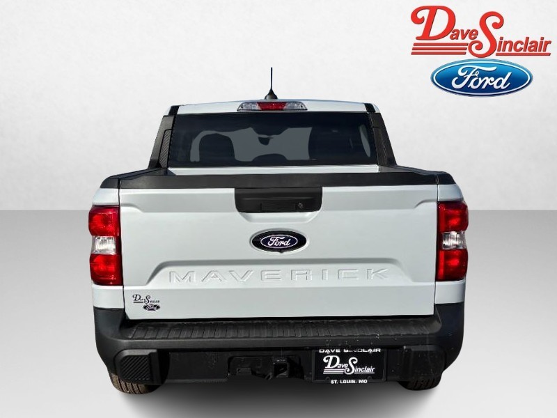 Ford Maverick Vehicle Full-screen Gallery Image 08