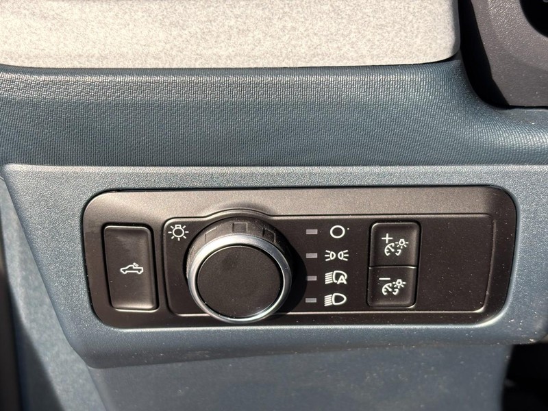 Ford Maverick Vehicle Full-screen Gallery Image 19