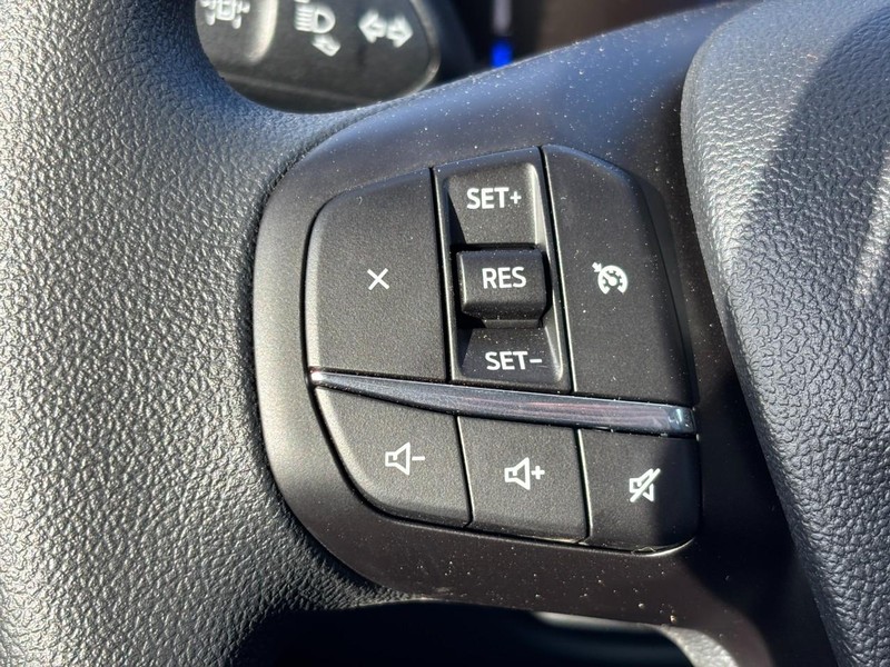 Ford Maverick Vehicle Full-screen Gallery Image 20