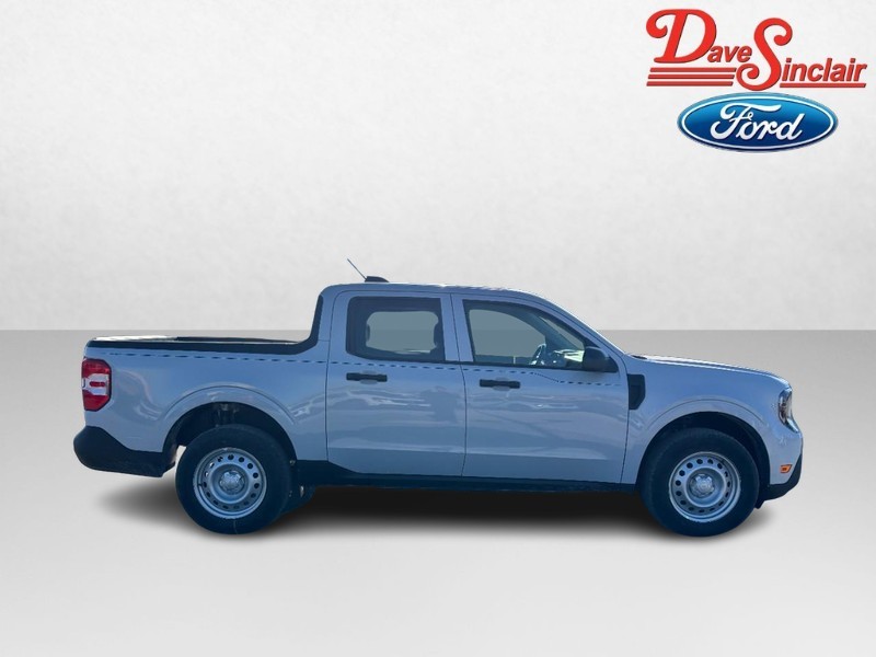 Ford Maverick Vehicle Full-screen Gallery Image 05