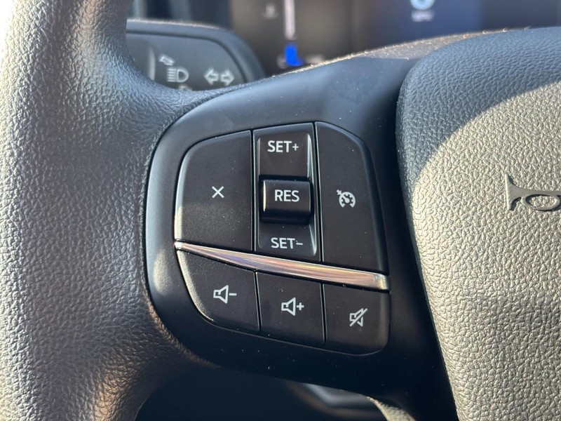 Ford Maverick Vehicle Full-screen Gallery Image 20