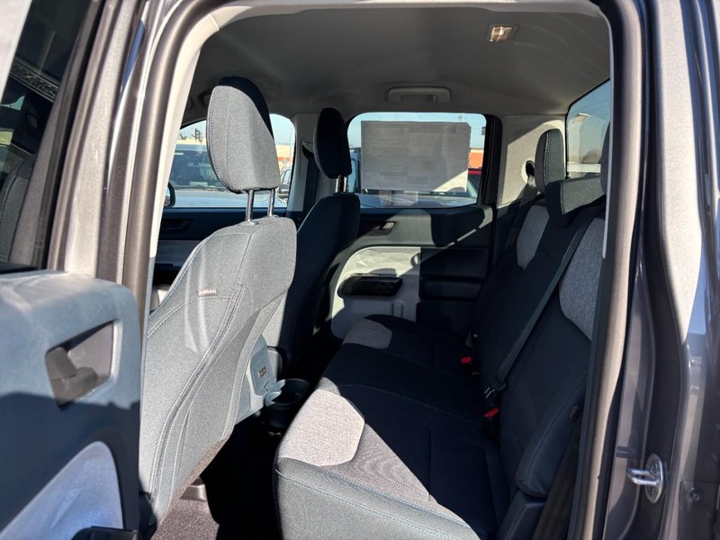 Ford Maverick Vehicle Full-screen Gallery Image 12