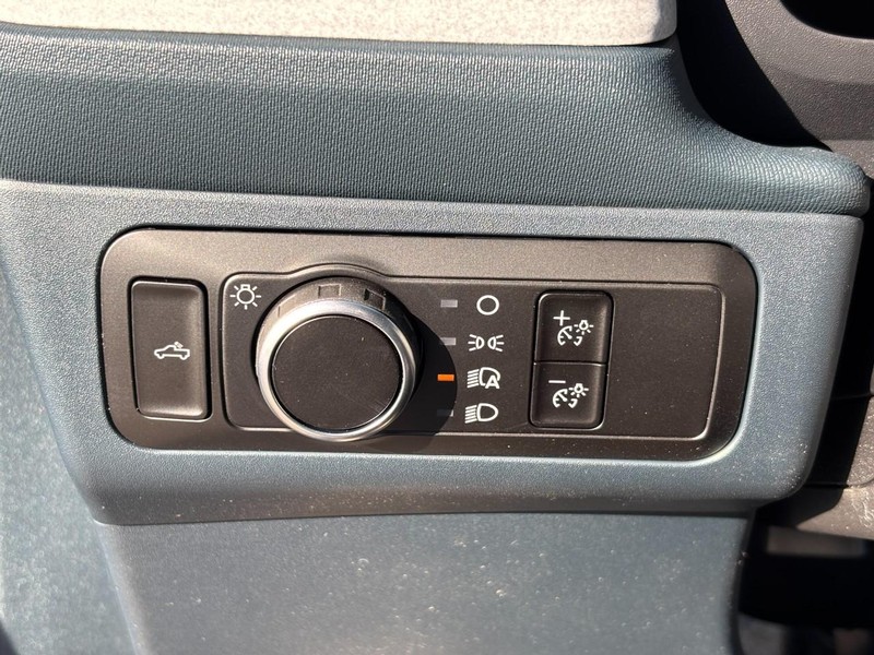 Ford Maverick Vehicle Full-screen Gallery Image 18