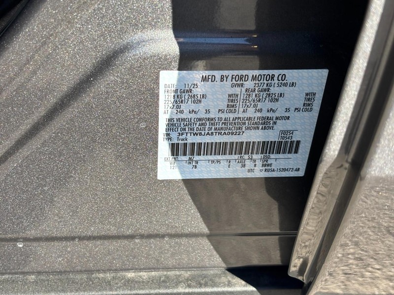 Ford Maverick Vehicle Full-screen Gallery Image 27