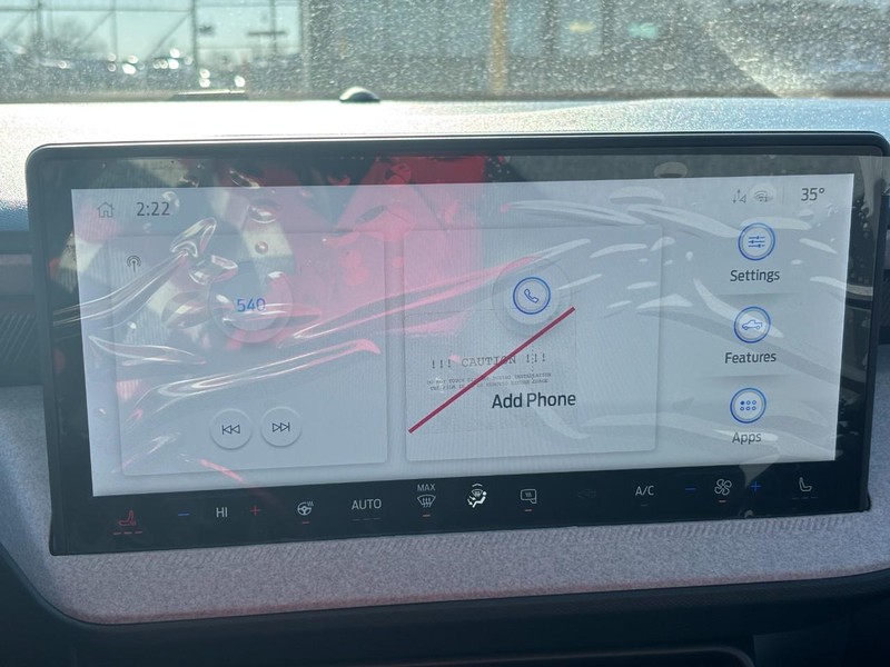 Ford Maverick Vehicle Full-screen Gallery Image 24