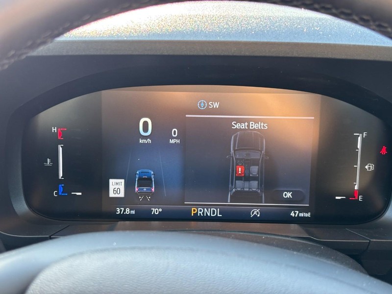 Ford Maverick Vehicle Full-screen Gallery Image 22