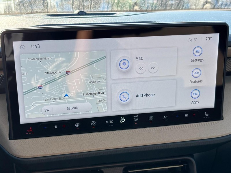 Ford Maverick Vehicle Full-screen Gallery Image 23