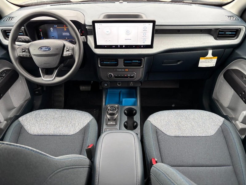 Ford Maverick Vehicle Full-screen Gallery Image 14