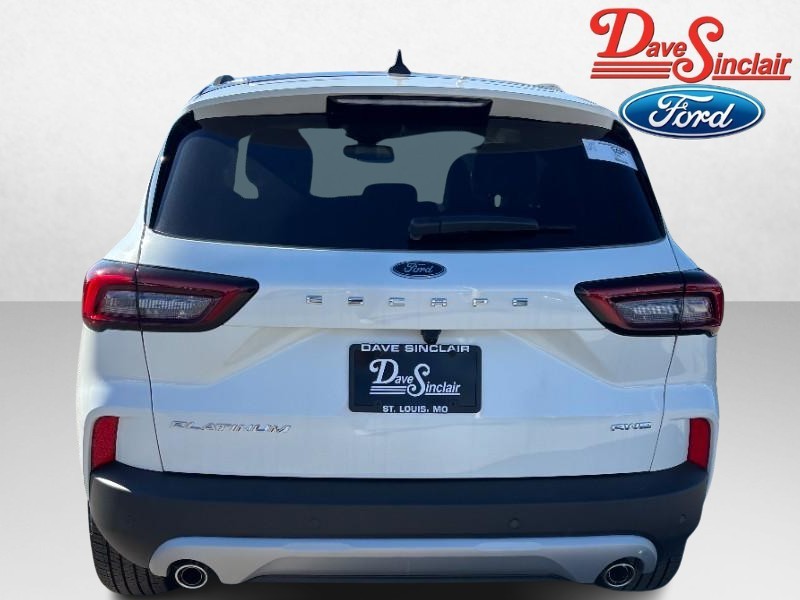 Ford Escape Vehicle Full-screen Gallery Image 08