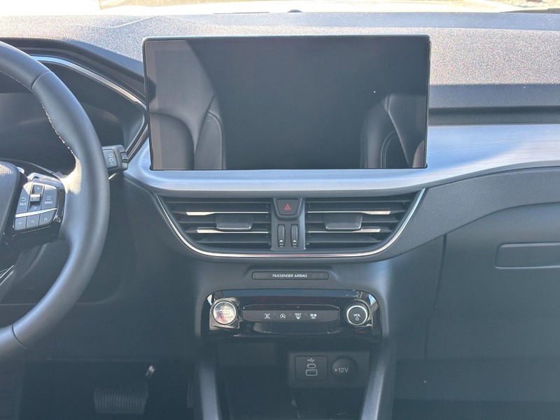 Ford Escape Vehicle Full-screen Gallery Image 15