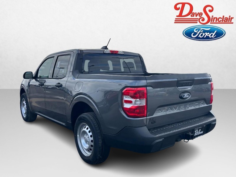 Ford Maverick Vehicle Image 09