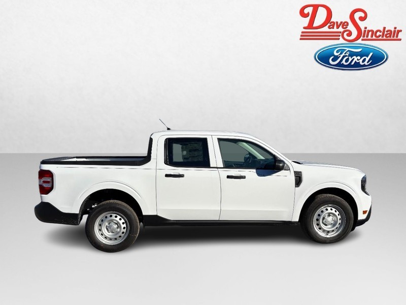 Ford Maverick Vehicle Image 05