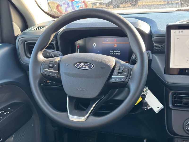 Ford Maverick Vehicle Image 14