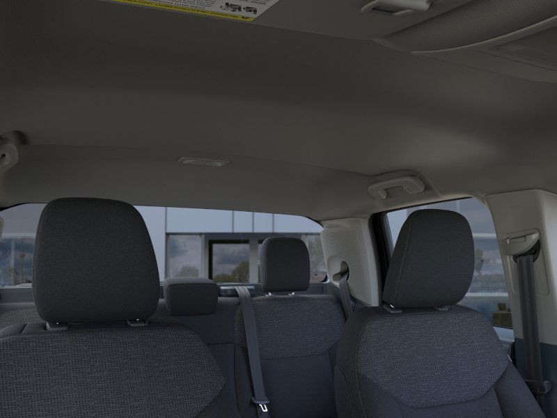 Ford Maverick Vehicle Full-screen Gallery Image 14