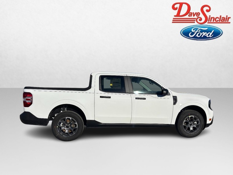 Ford Maverick Vehicle Image 05