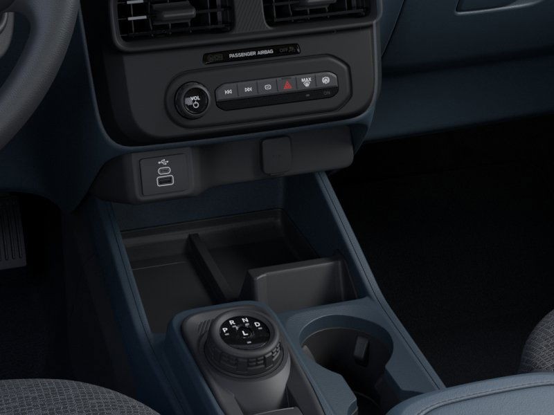 Ford Maverick Vehicle Image 18