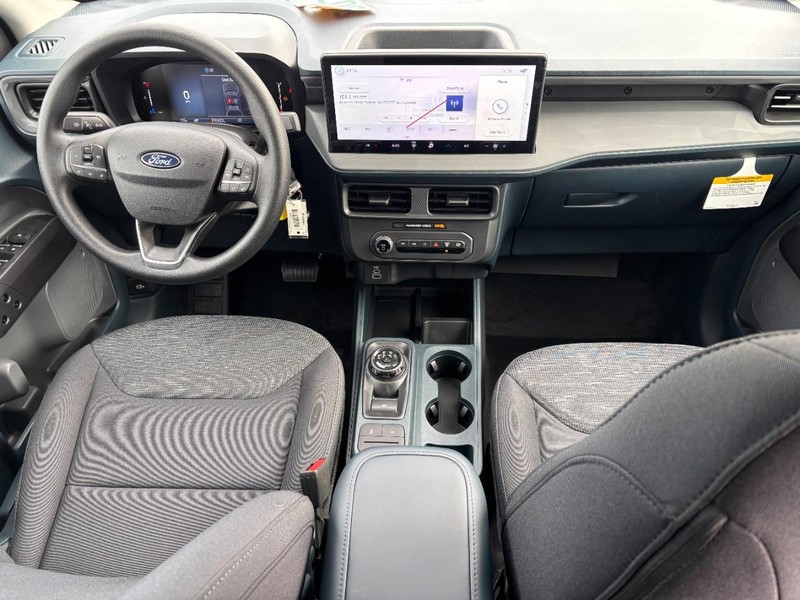 Ford Maverick Vehicle Full-screen Gallery Image 14