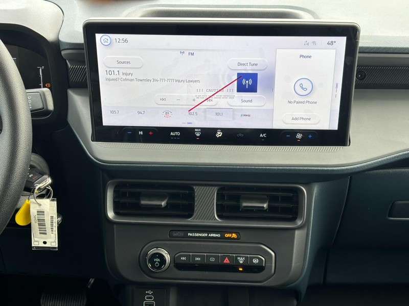 Ford Maverick Vehicle Full-screen Gallery Image 16