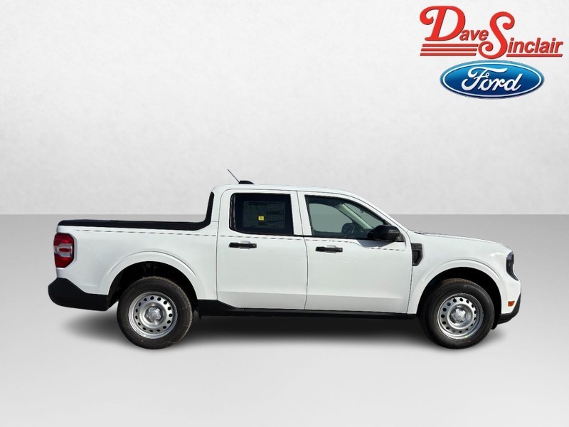 Ford Maverick Vehicle Image 05