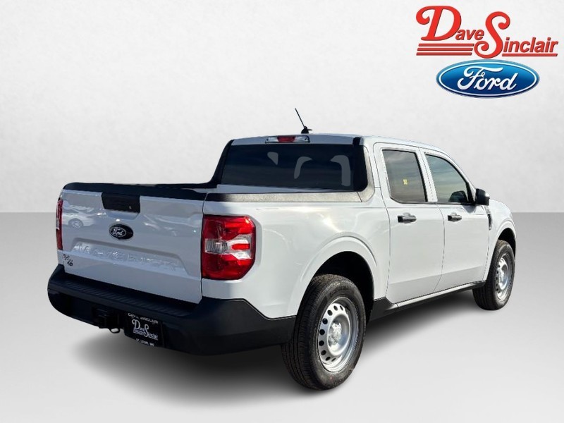 Ford Maverick Vehicle Image 07