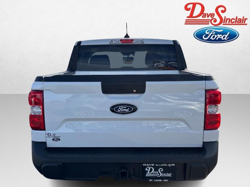 Ford Maverick Vehicle Image 08