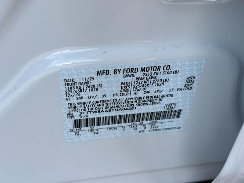 Ford Maverick Vehicle Image 27