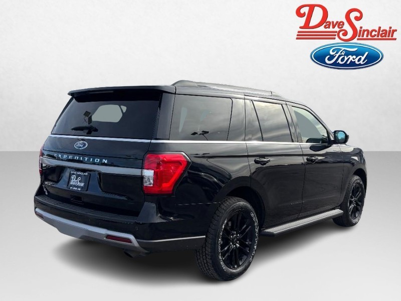 Ford Expedition Vehicle Image 07