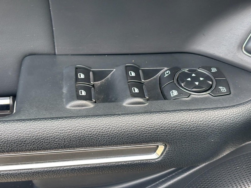 Ford Expedition Vehicle Image 17