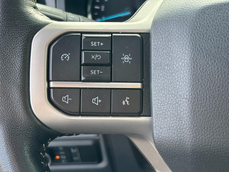 Ford Expedition Vehicle Image 19