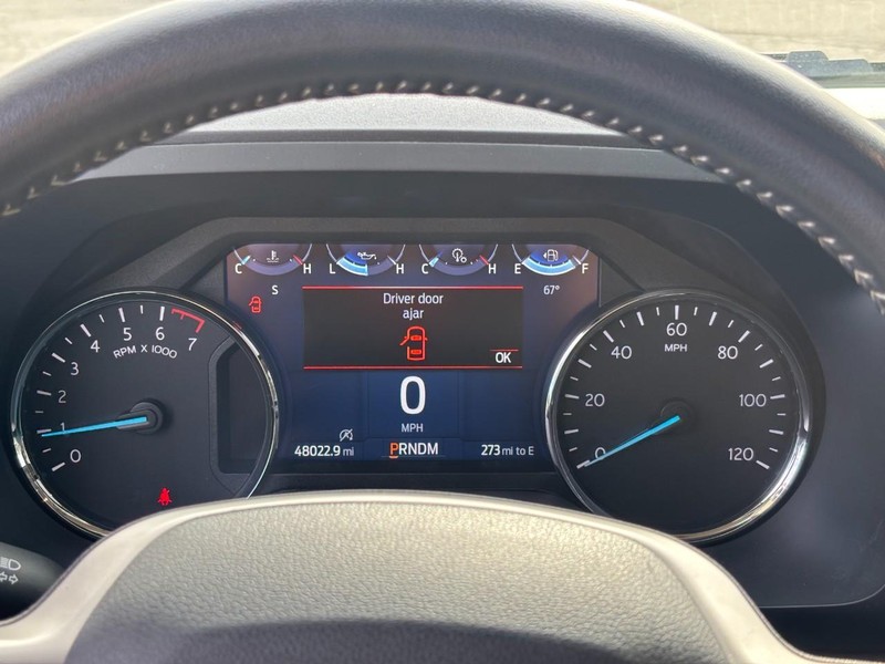 Ford Expedition Vehicle Image 22