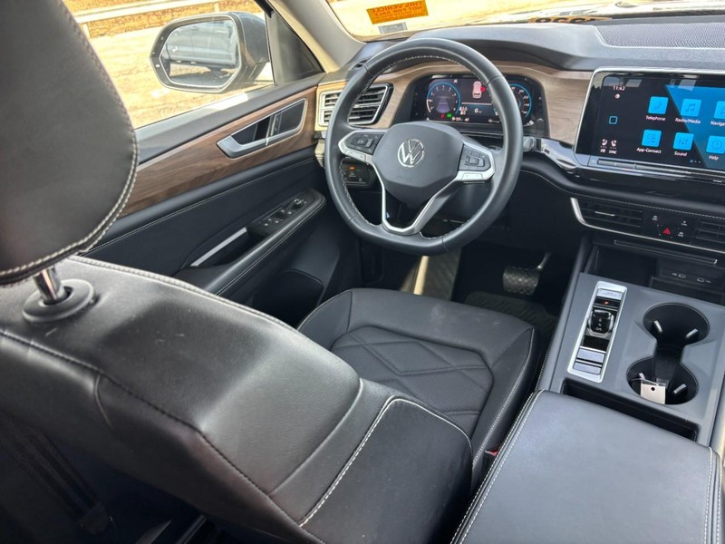 Volkswagen Atlas Vehicle Image 16