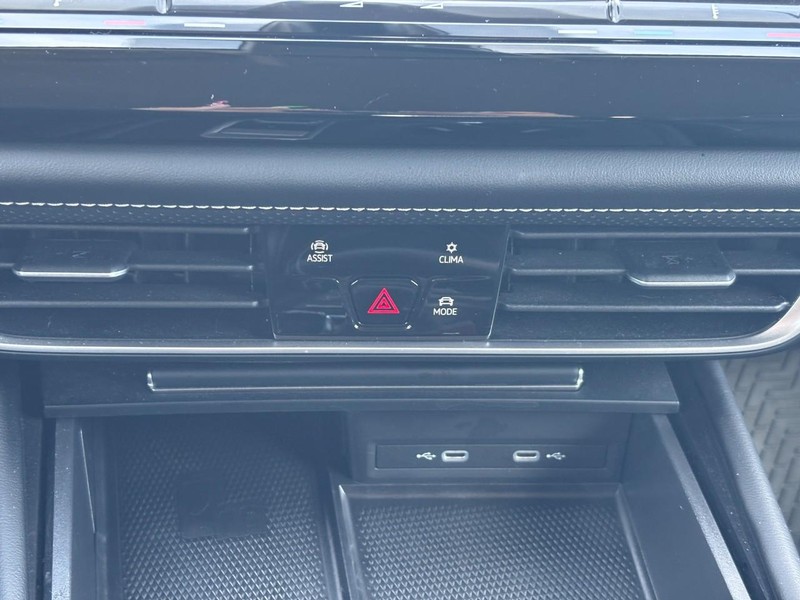 Volkswagen Atlas Vehicle Image 27