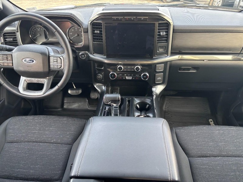 Ford F-150 Vehicle Full-screen Gallery Image 14