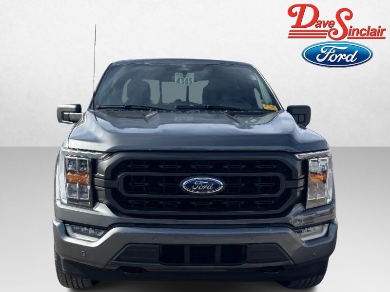 Ford F-150 Vehicle Full-screen Gallery Image 02