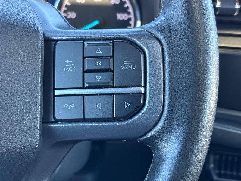 Ford F-150 Vehicle Full-screen Gallery Image 21