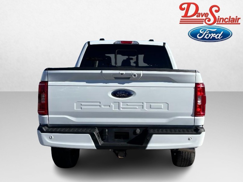Ford F-150 Vehicle Full-screen Gallery Image 08
