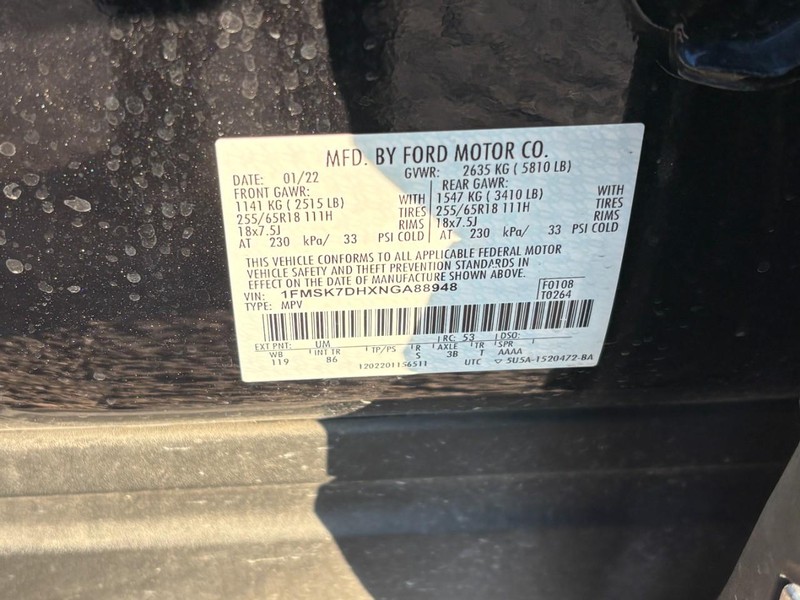 Ford Explorer Vehicle Full-screen Gallery Image 28