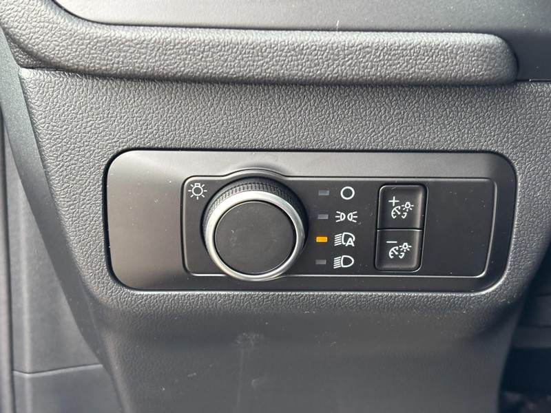 Ford Escape Vehicle Image 19