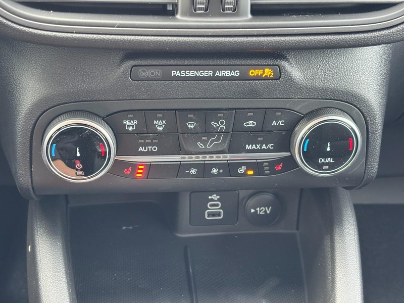 Ford Escape Vehicle Image 26