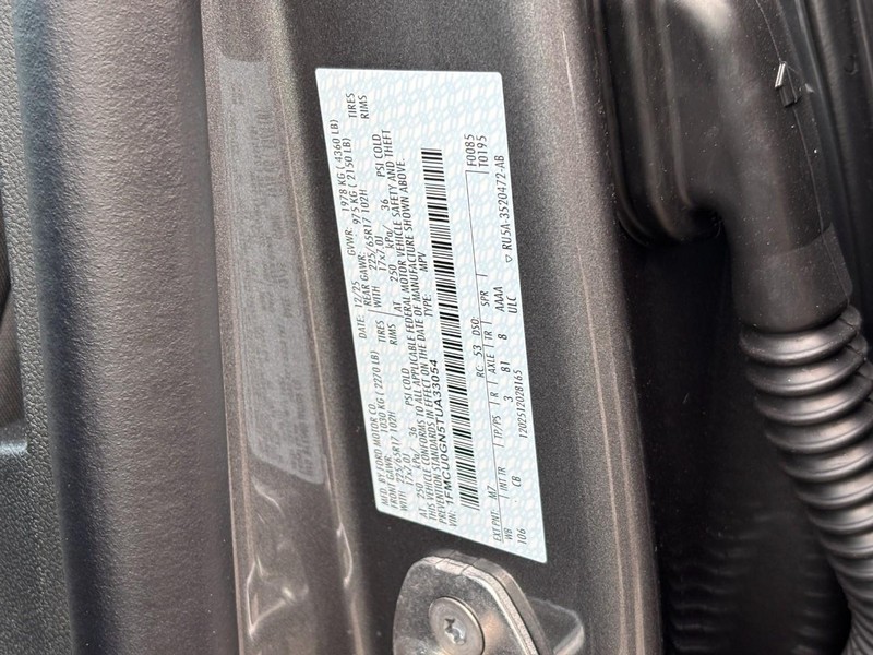 Ford Escape Vehicle Image 27