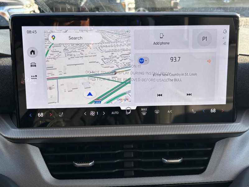 Ford Explorer Vehicle Full-screen Gallery Image 25