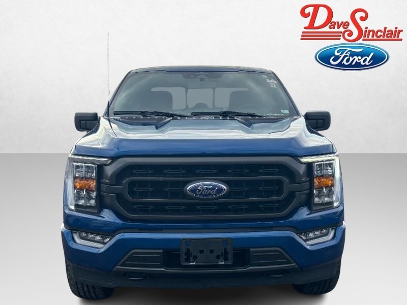 Ford F-150 Vehicle Full-screen Gallery Image 02