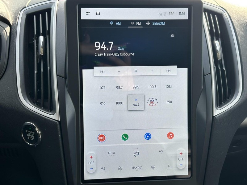 Ford Edge Vehicle Full-screen Gallery Image 23