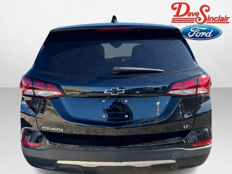 Chevrolet Equinox Vehicle Full-screen Gallery Image 06