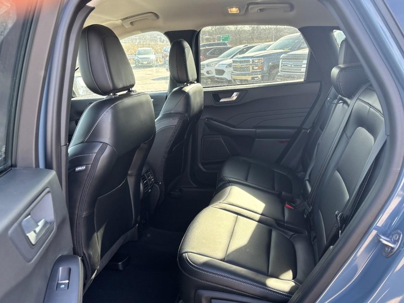 Ford Escape Vehicle Image 12