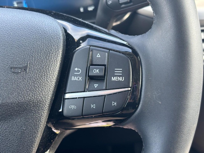 Ford Escape Vehicle Image 21