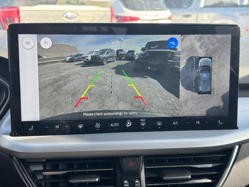 Ford Escape Vehicle Image 24