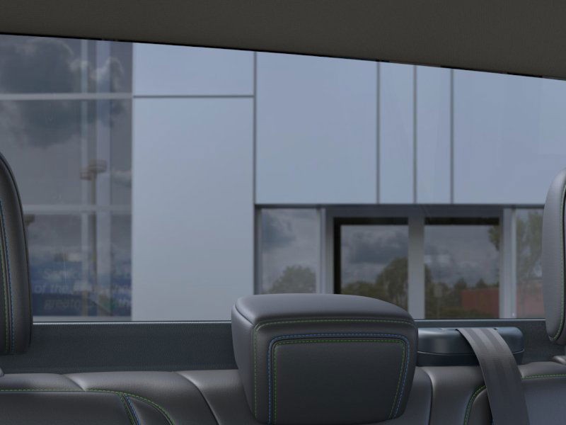 Ford Maverick Vehicle Full-screen Gallery Image 26